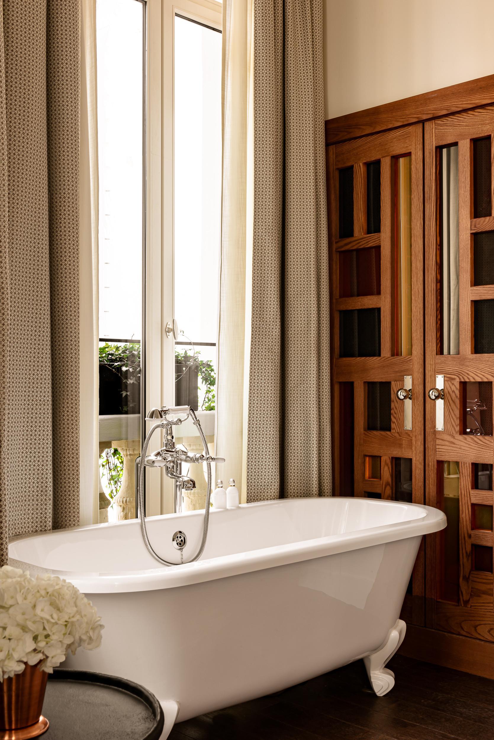 Chateau Des Fleurs 5* Parigi