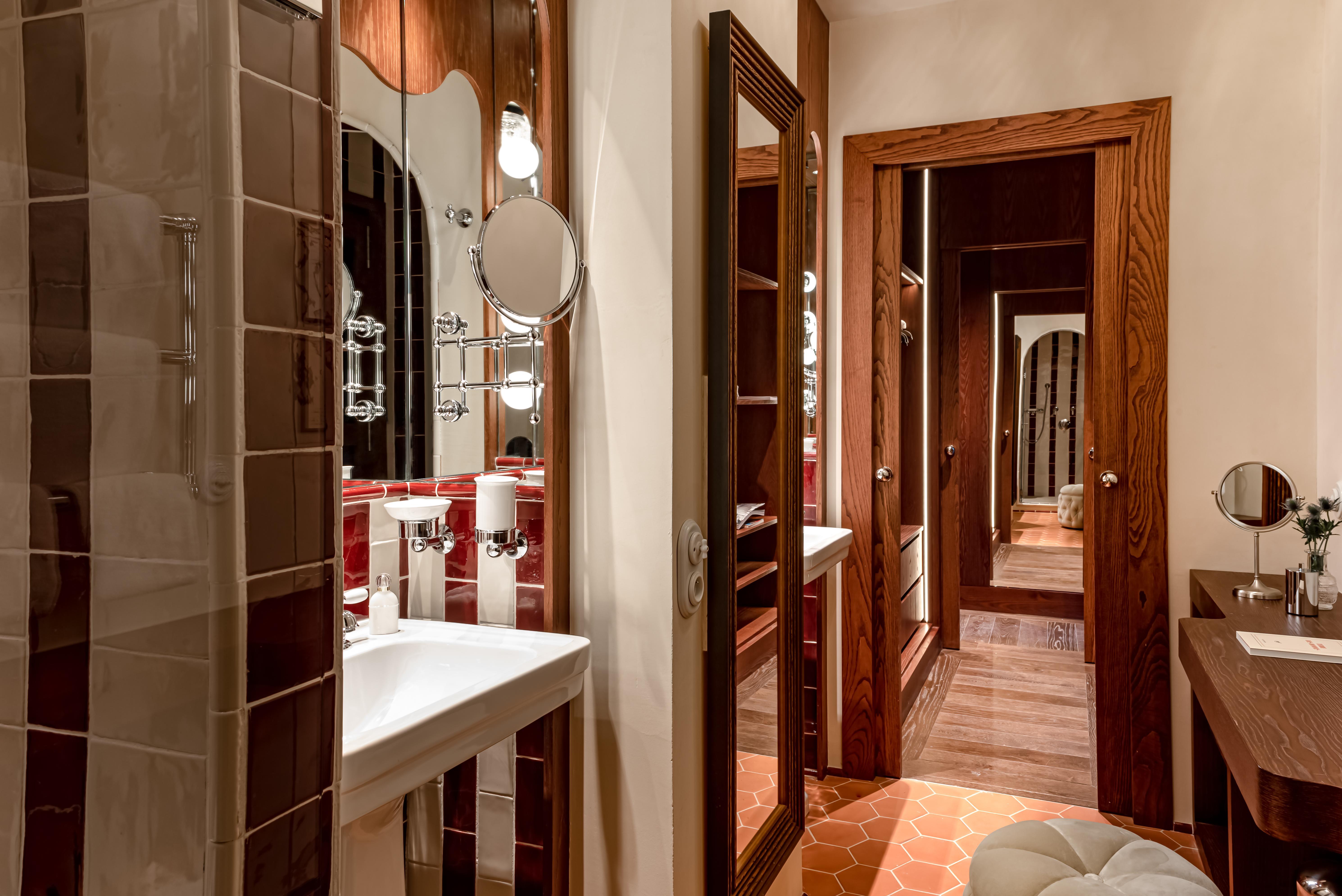 Hotel Chateau Des Fleurs - Champs-elysees 5*